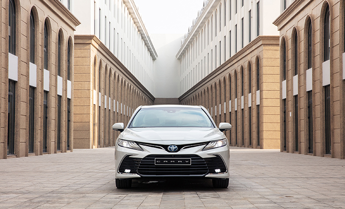 Đầu xe Camry 2.5HV