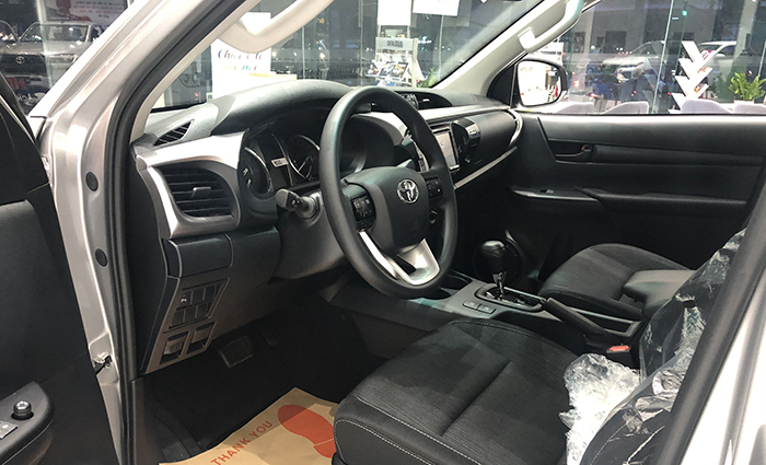 Nội thất Hilux AT