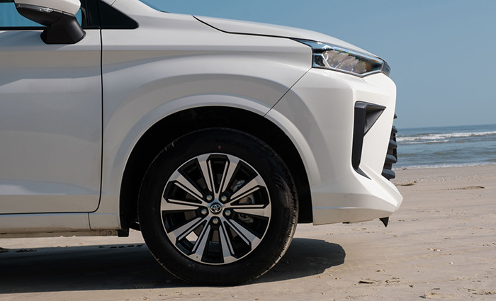 mam xe avanza premio cvt