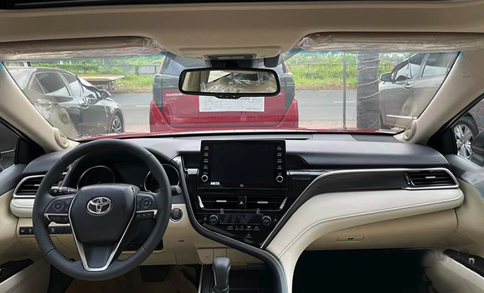 Nội thất Camry 2.0G